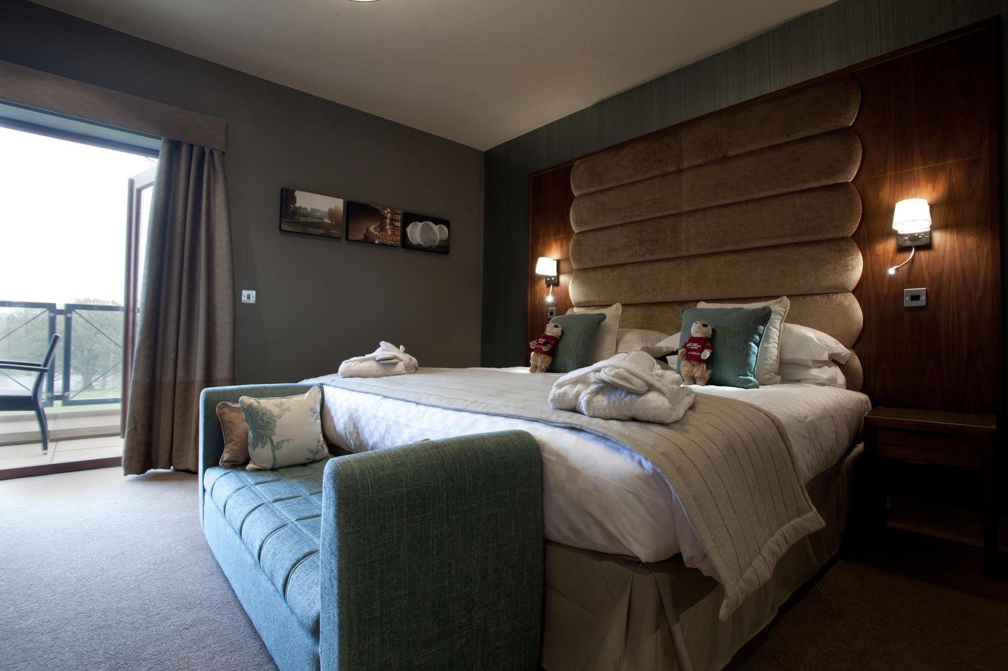 The Mere Golf Resort & Spa Exterior foto